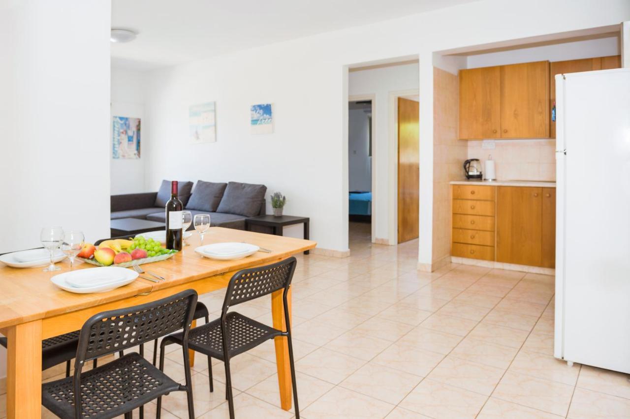 Mynapa Apartments أيا نابا المظهر الخارجي الصورة