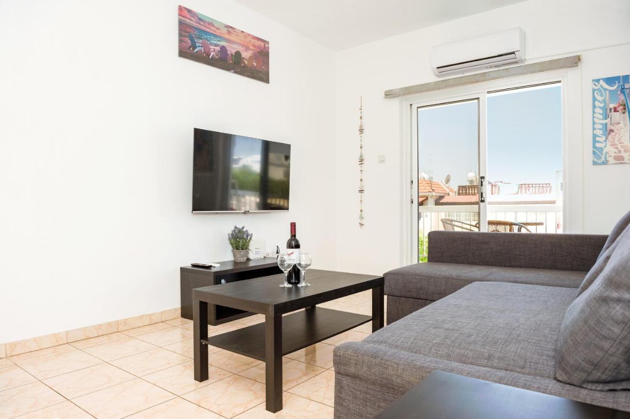 Mynapa Apartments أيا نابا المظهر الخارجي الصورة