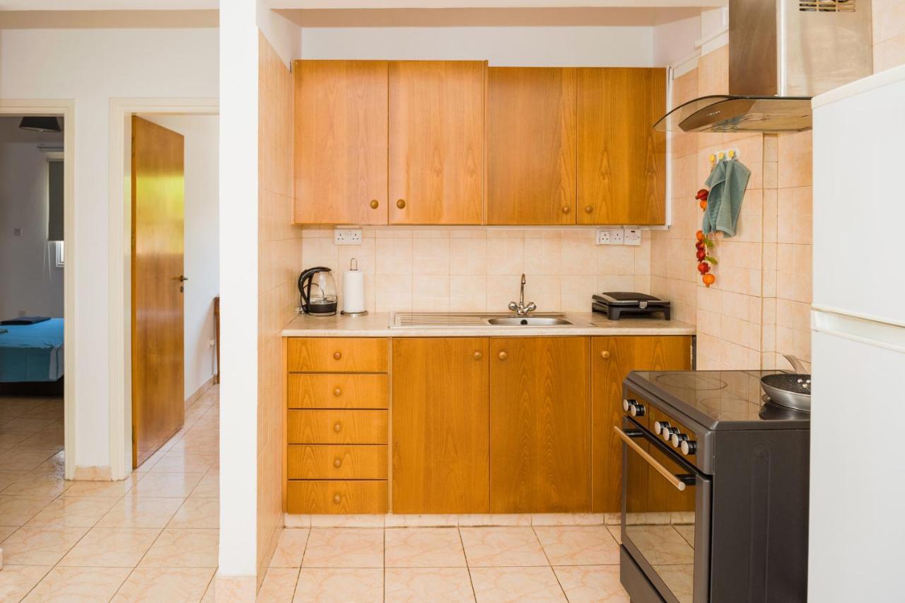 Mynapa Apartments أيا نابا المظهر الخارجي الصورة