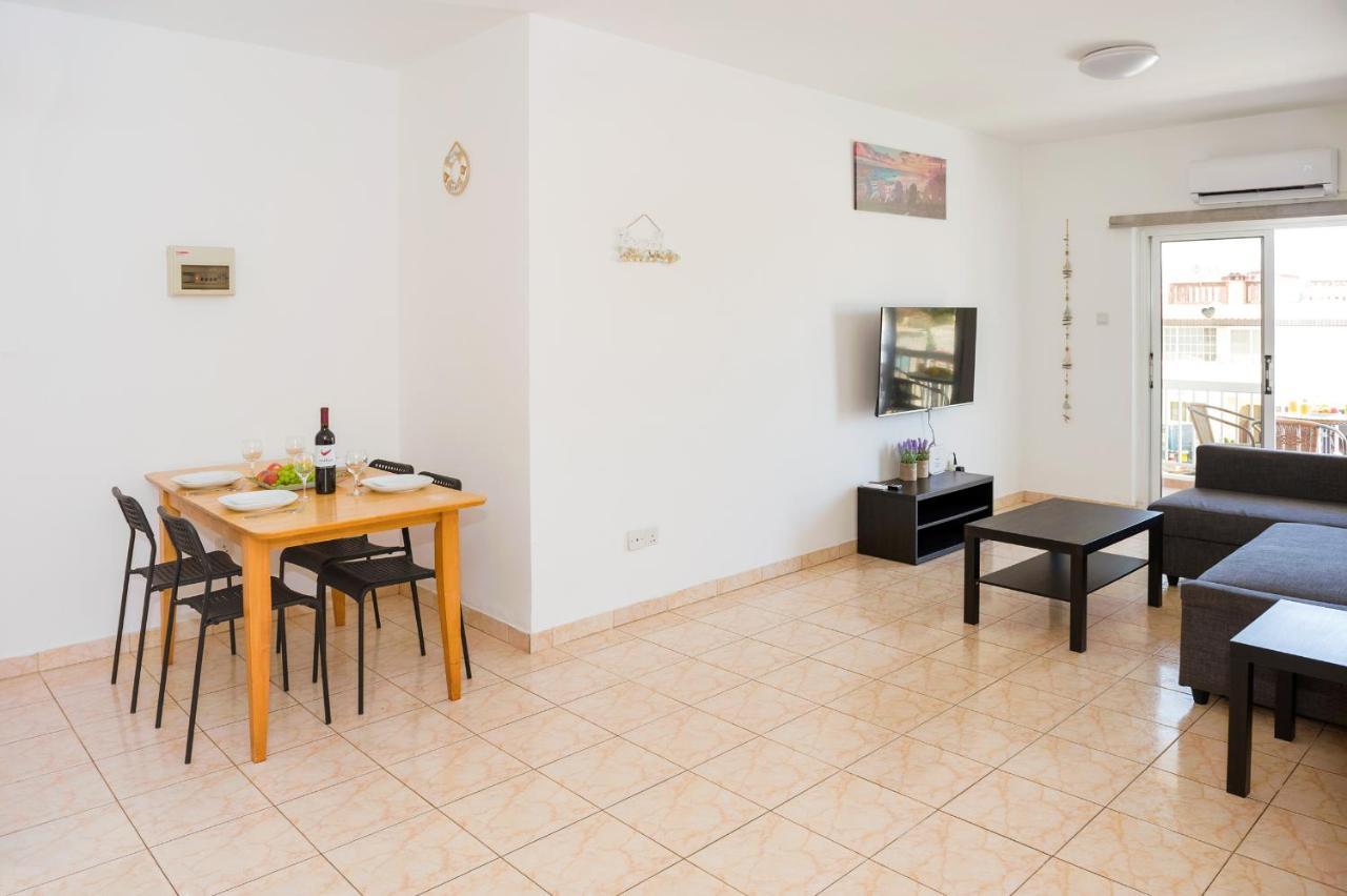 Mynapa Apartments أيا نابا المظهر الخارجي الصورة
