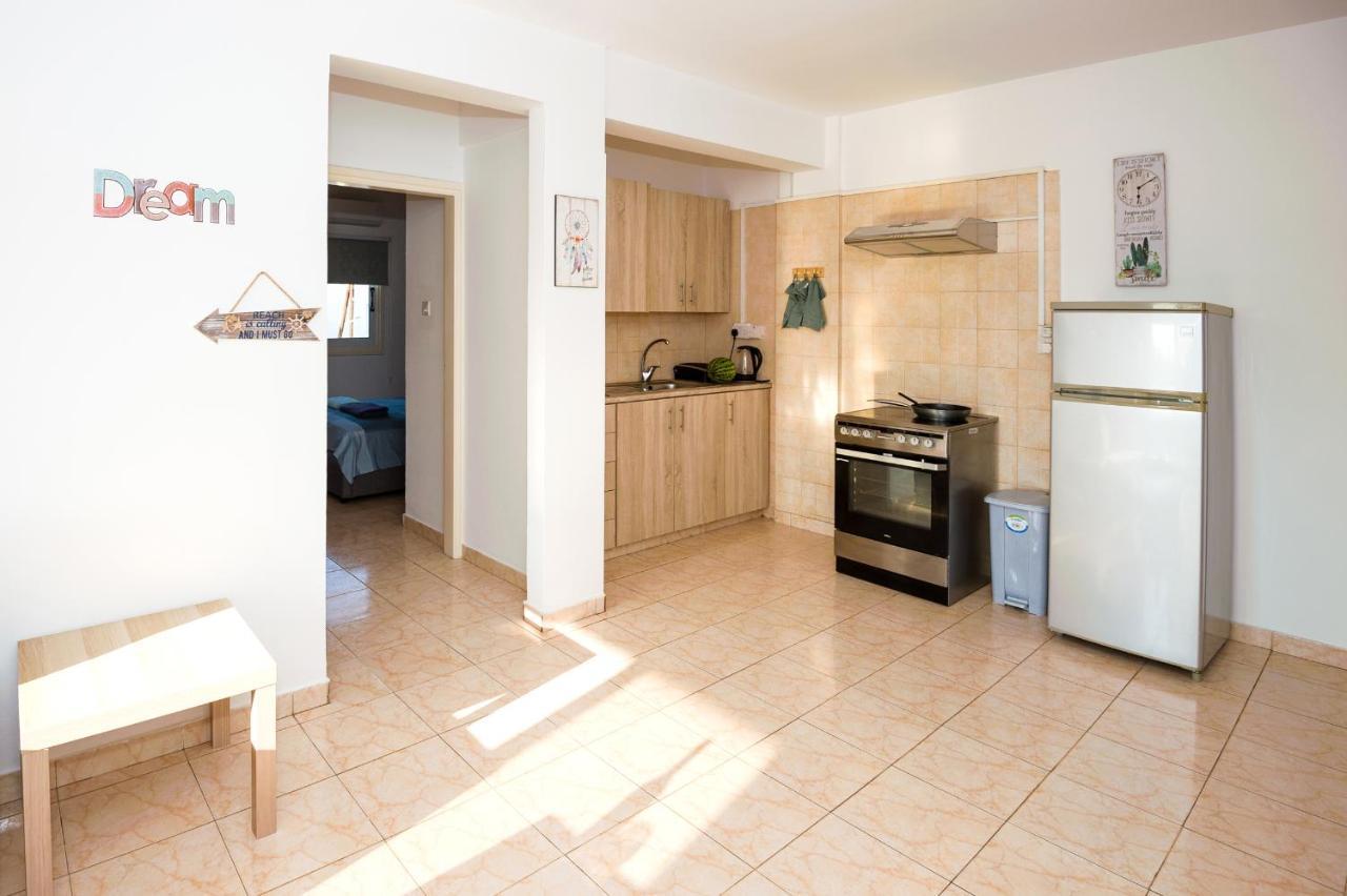 Mynapa Apartments أيا نابا المظهر الخارجي الصورة