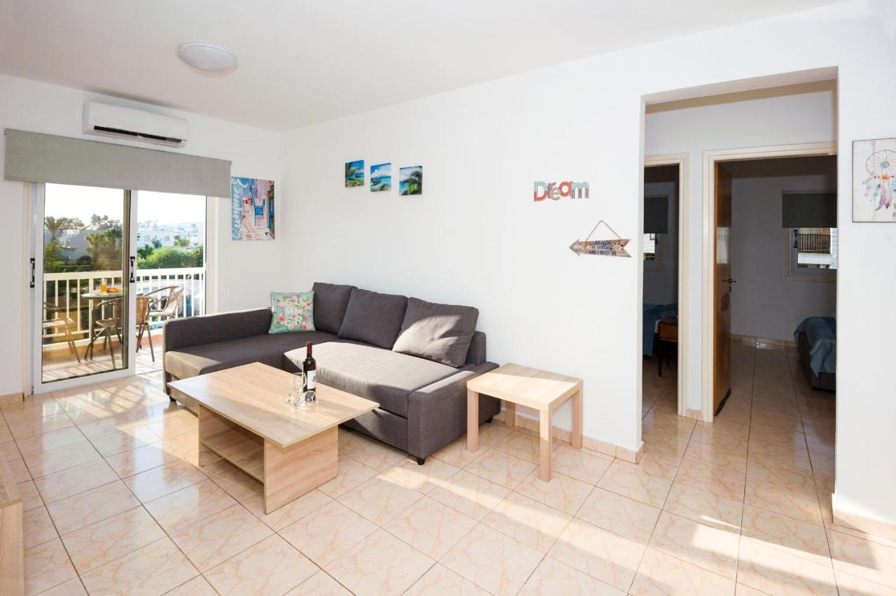 Mynapa Apartments أيا نابا المظهر الخارجي الصورة